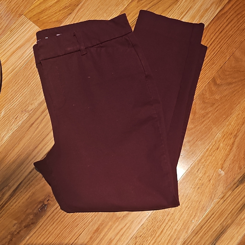 Old Navy Women's Dark Maroon Chinos